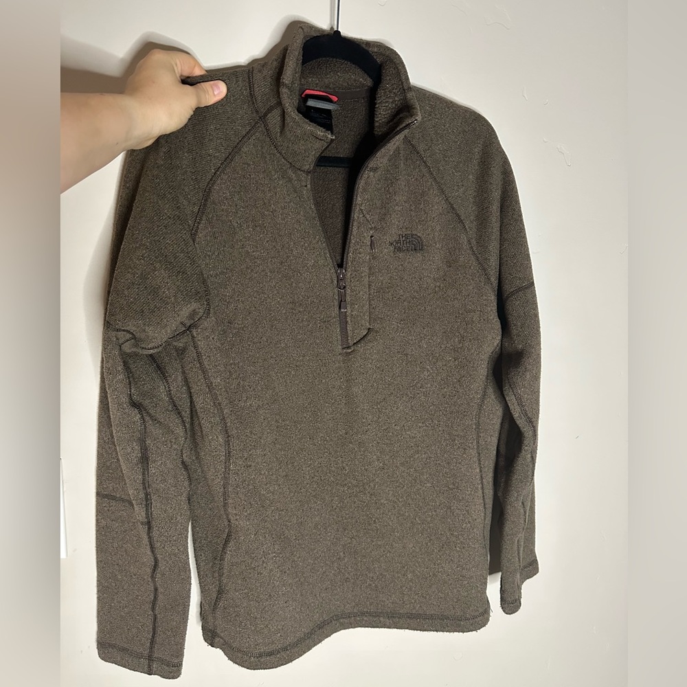 Men’s brown medium north face quarter zip